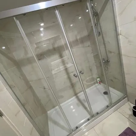 Apartamento Luxury 3 Bedrooms Near Mall Of Estambul