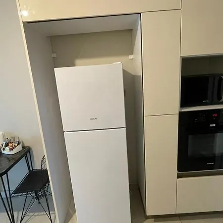 Luxury 3 Bedrooms Near Mall Of *